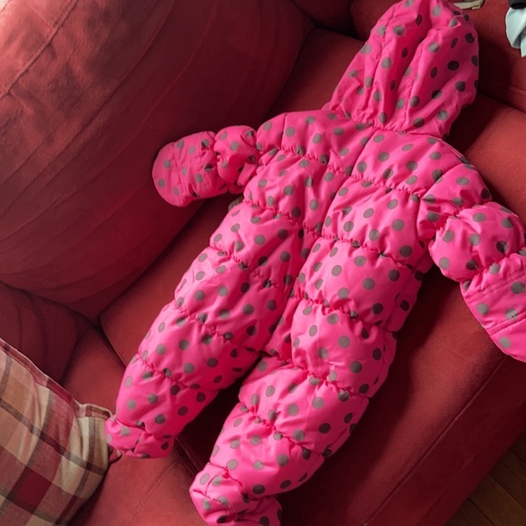 Brand new snowsuit - Picture 6 of 6